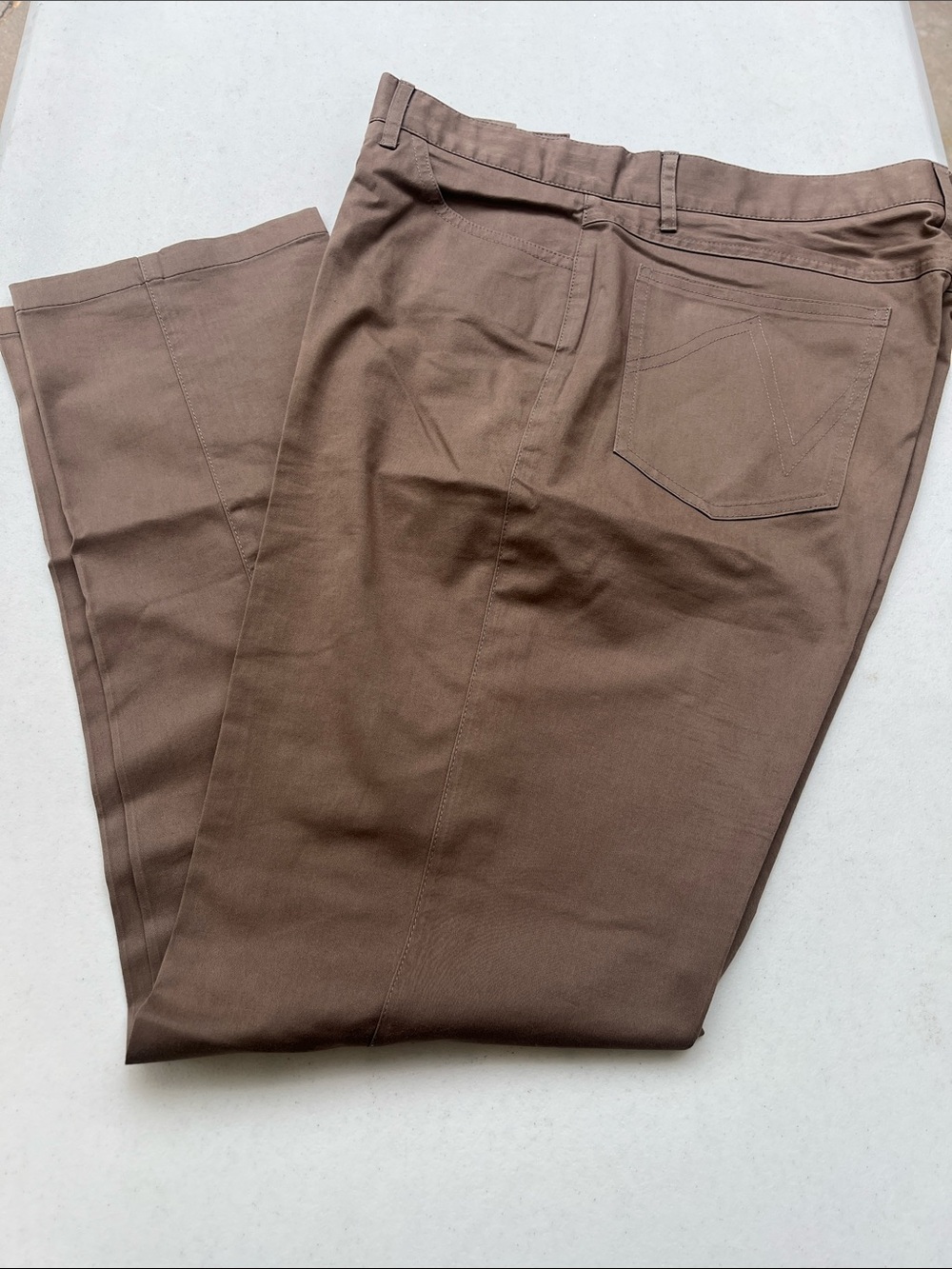 Women's Slim Straight Pants in Brown